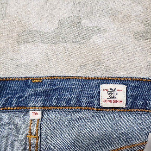 Levi's White Oak Jeans Womens 26 Blue Pockets Denim Medium Wash Raw Hem - Picture 5 of 10